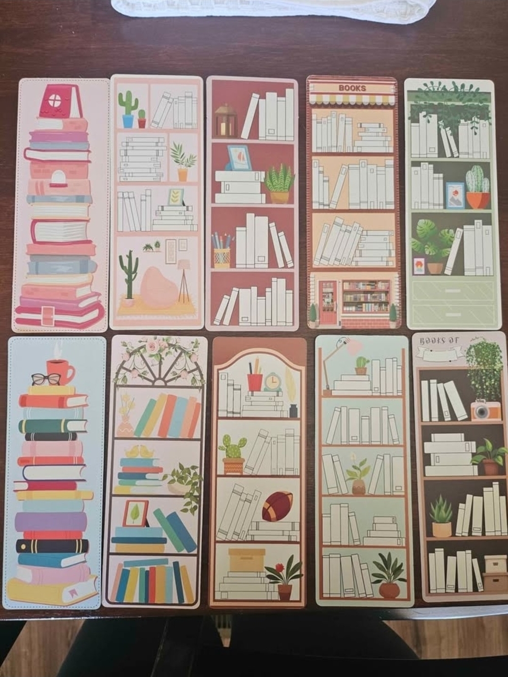 Cute Aesthetic Book Tracker Bookmarks Set - Pack of 10 Cozy Bookworm Reading Tra